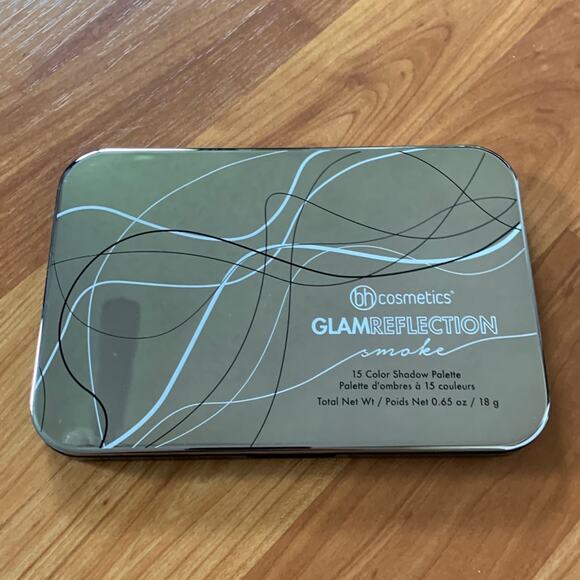 Bundle of 2 BH Cosmetics Eyeshadows Palettes - Picture 5 of 5